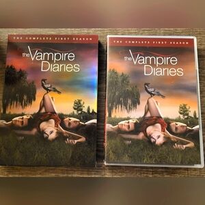Vampire Diaries: Complete First Season DVDs (5 Discs) | Pre-owned | Like New
